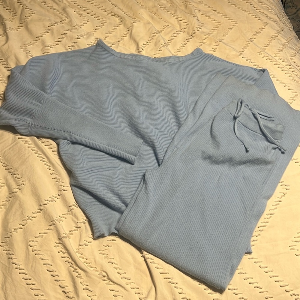 Blue Amazon set. Dolman sleeves, wide leg
